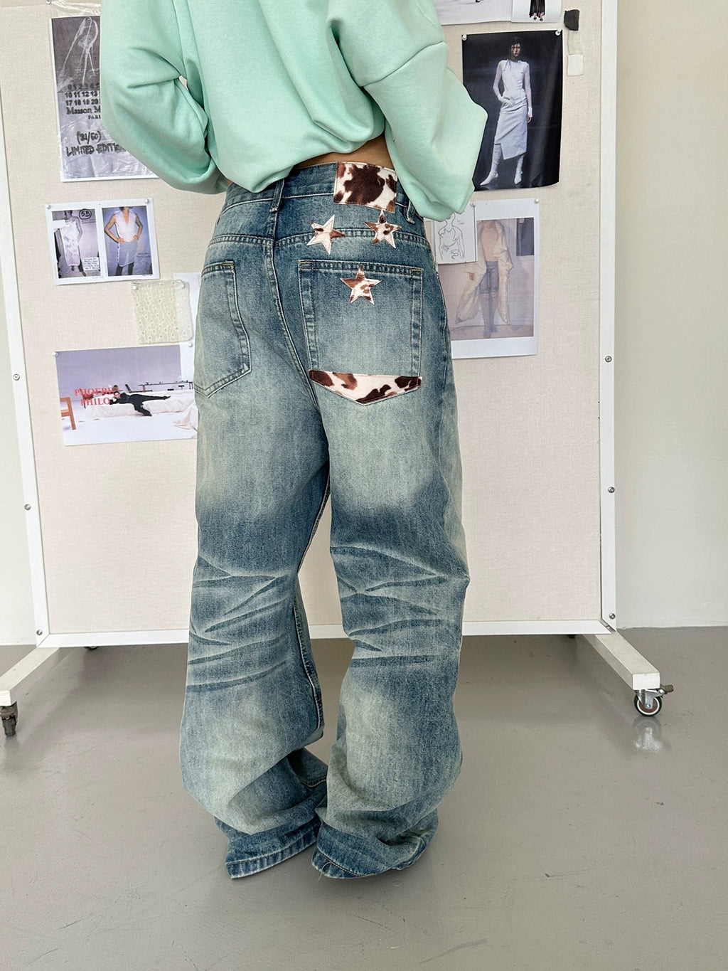 BADMUSE Star Embroidery Gradient Wide-Leg Jeans