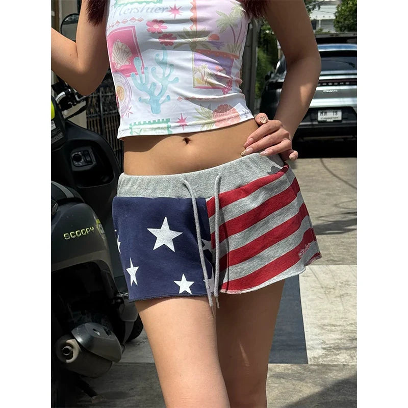 BADMUSE Women's American Star Print Colorblock Straight-Leg Shorts