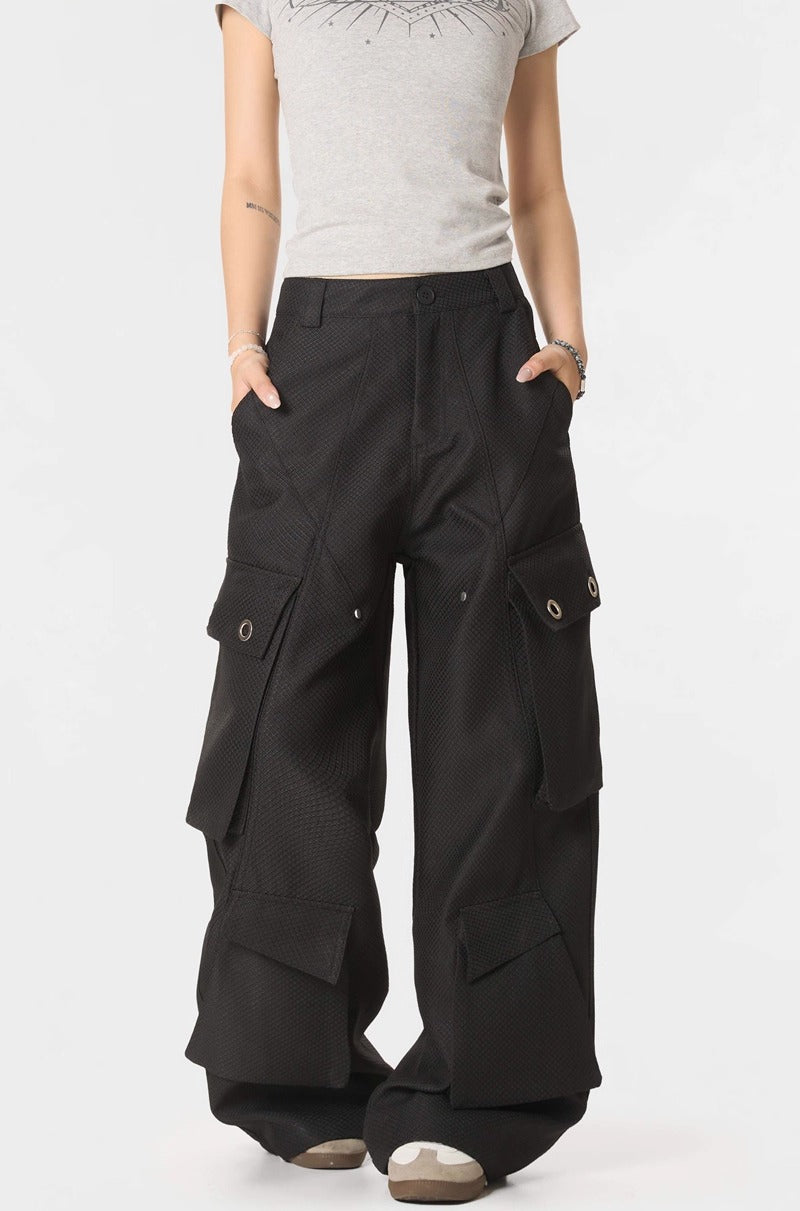 'Insect Bites' Textured Cannonball Pleated Pocket Wide-leg